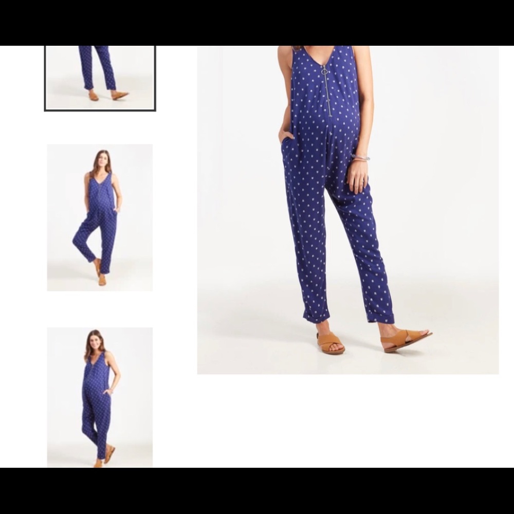 Ingrid & Isabel Sleeveless Zip Front Jumpsuit